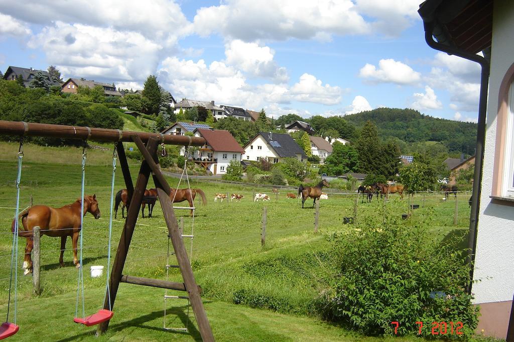 Urlaub Auf Dem Bauernhof Marx Villa Kelberg Bilik gambar